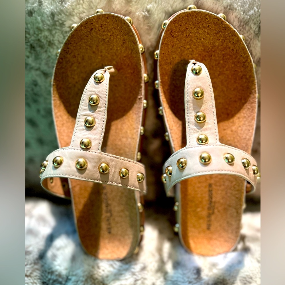 Kelsi Dagger sandals